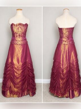 Vintage Y2K Fantasy Princess Ball Gown Beaded Corset Dress Size 4